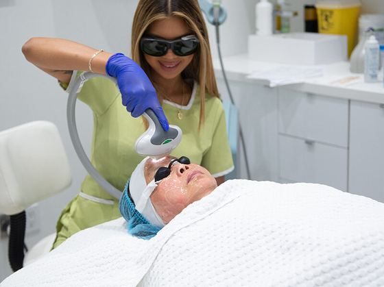 A laser treatment at Bellair Midtown